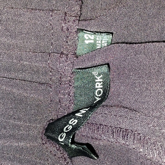 Briggs New York Dress Pants. - Picture 3 of 3
